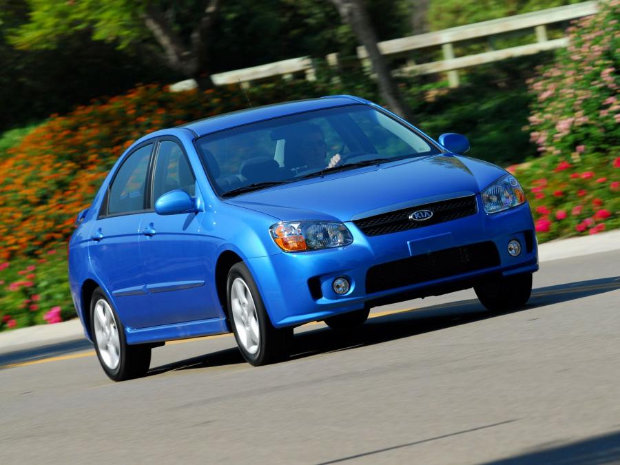  Kia Spectra 2004 года  (фото 18 из 28)